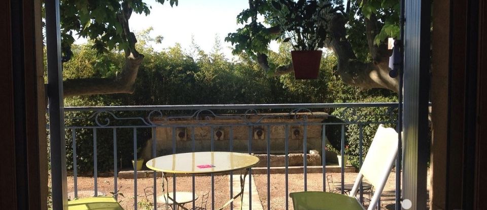 Mas 16 rooms of 584 m² in Robion (84440)