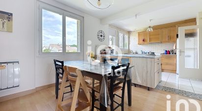 House 6 rooms of 135 m² in Vernouillet (28500)