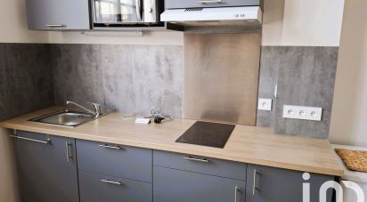 Building in Montauban (82000) of 316 m²