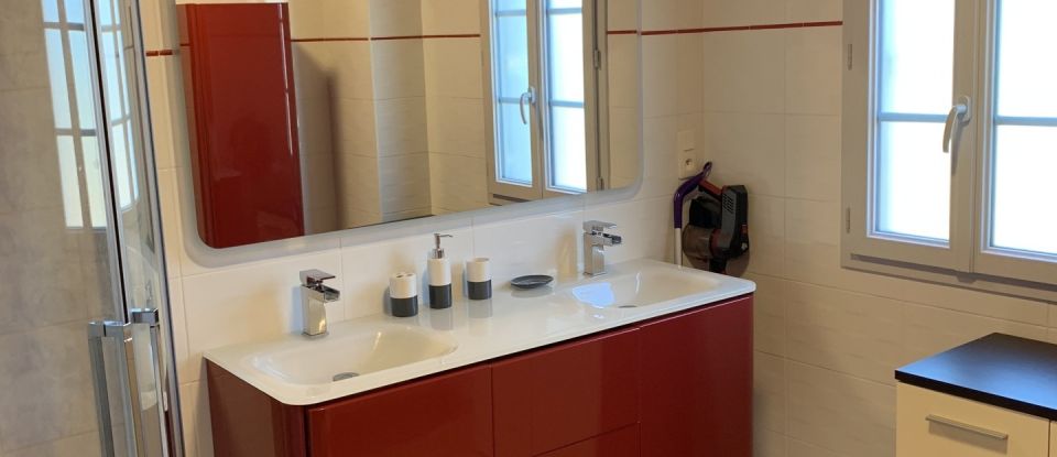 House 7 rooms of 193 m² in Dolus-le-Sec (37310)