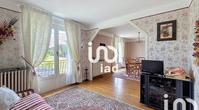House 6 rooms of 140 m² in Vierzon (18100)