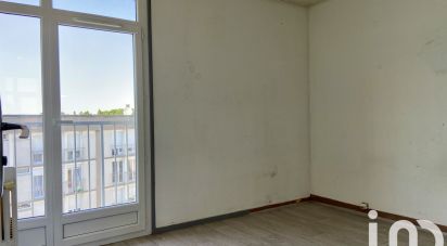 Apartment 4 rooms of 65 m² in Saint-Jean-de-la-Ruelle (45140)