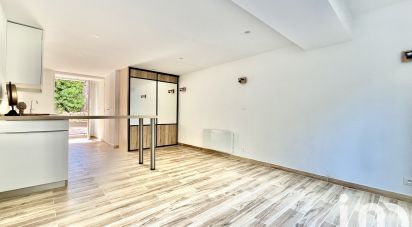 Studio 1 room of 25 m² in Saint-Raphaël (83700)