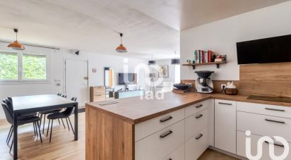 Apartment 4 rooms of 86 m² in Lormont (33310)