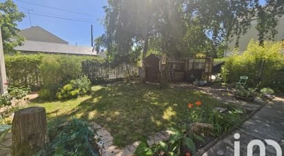 House 6 rooms of 160 m² in Saint-Jean-de-la-Ruelle (45140)