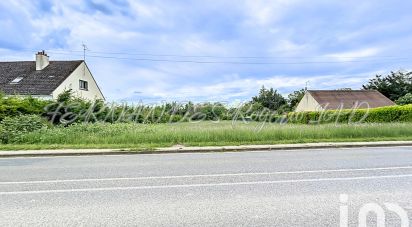 Land of 1,527 m² in Bondaroy (45300)