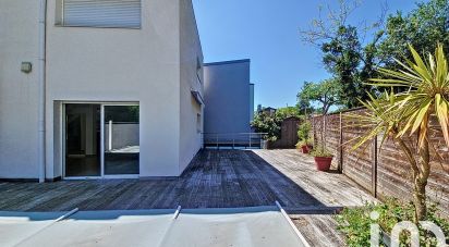House 6 rooms of 200 m² in Le Bouscat (33110)