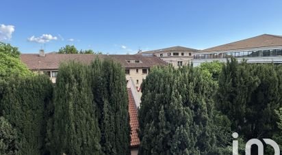 Apartment 5 rooms of 105 m² in Aix-en-Provence (13100)