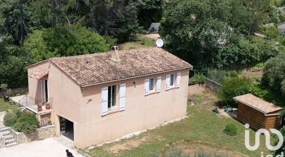 House 5 rooms of 90 m² in Vins-sur-Caramy (83170)