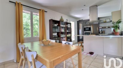 House 5 rooms of 90 m² in Vins-sur-Caramy (83170)