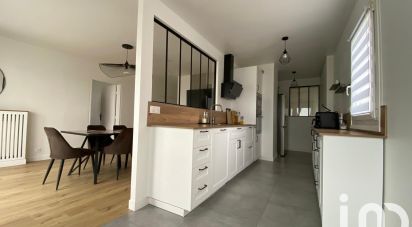 Apartment 5 rooms of 93 m² in Tremblay-en-France (93290)