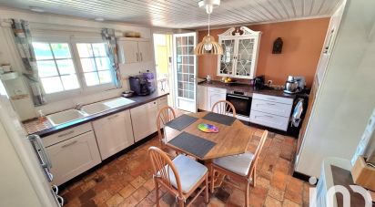 House 10 rooms of 201 m² in Saint-Maixme-Hauterive (28170)