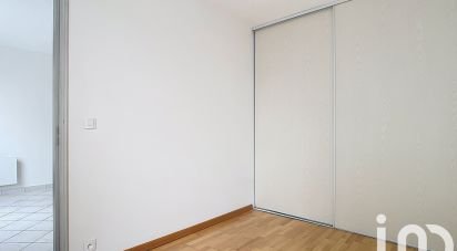 Apartment 2 rooms of 31 m² in Noisy-le-Grand (93160)