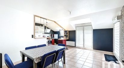 Appartement 4 pièces de 74 m² à Frignicourt (51300)