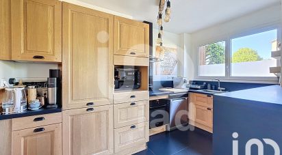 Apartment 3 rooms of 66 m² in Maisons-Laffitte (78600)