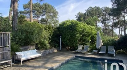 House 4 rooms of 111 m² in LACANAU OCEAN (33680)