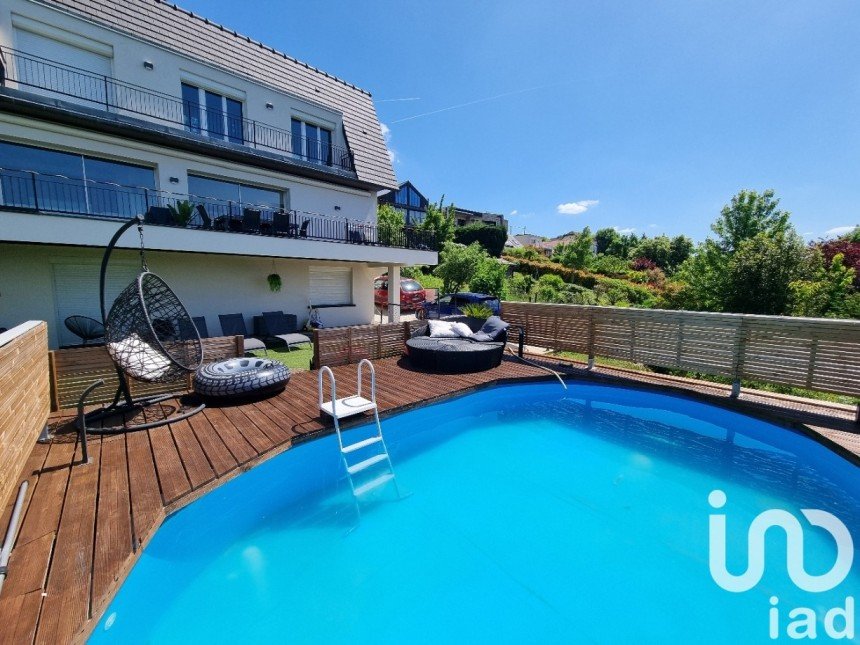 Architectural house 9 rooms of 215 m² in Chennevières-sur-Marne (94430)