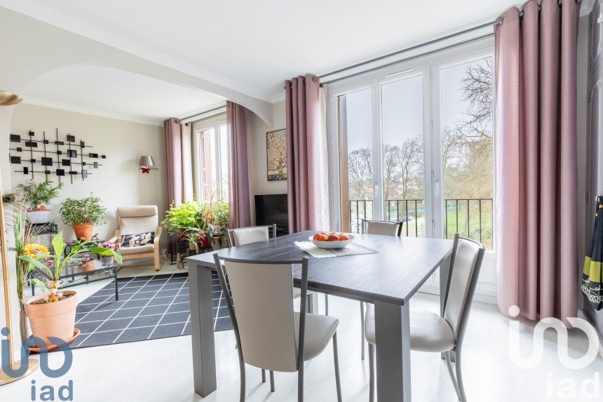 Appartement 3 pièces de 65 m² à Viry-Châtillon (91170)