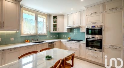 House 8 rooms of 136 m² in Épinay-sur-Orge (91360)