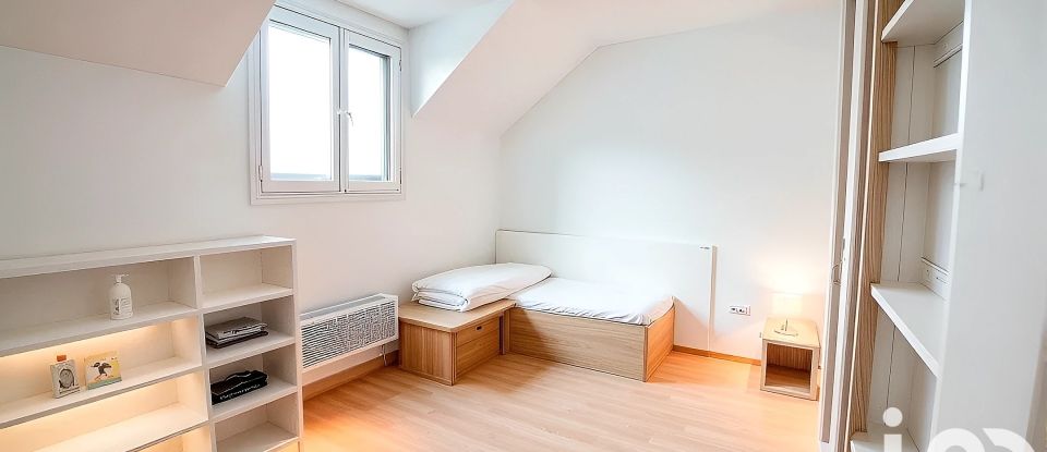 House 8 rooms of 136 m² in Épinay-sur-Orge (91360)