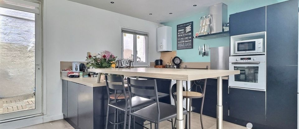 Maison 4 pièces de 115 m² à Tourcoing (59200)