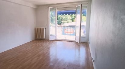 Apartment 4 rooms of 70 m² in Tours (37200)