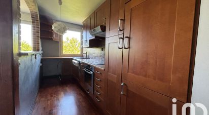 Apartment 2 rooms of 54 m² in Noisy-le-Grand (93160)