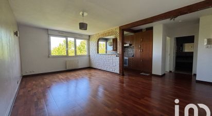 Apartment 2 rooms of 54 m² in Noisy-le-Grand (93160)