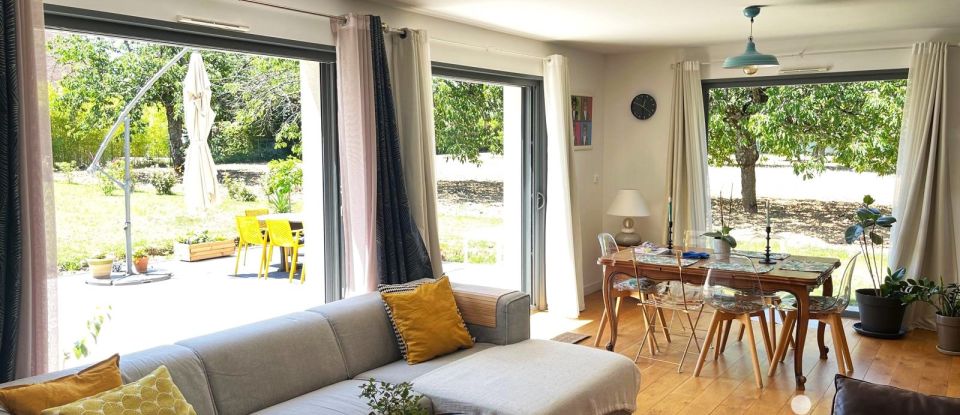 Maison 7 pièces de 190 m² à Fondettes (37230)