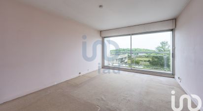 Apartment 1 room of 39 m² in Chevilly-Larue (94550)