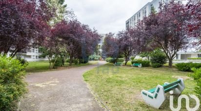 Apartment 1 room of 39 m² in Chevilly-Larue (94550)