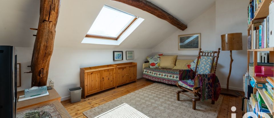 Maison 10 pièces de 215 m² à Fontainebleau (77300)