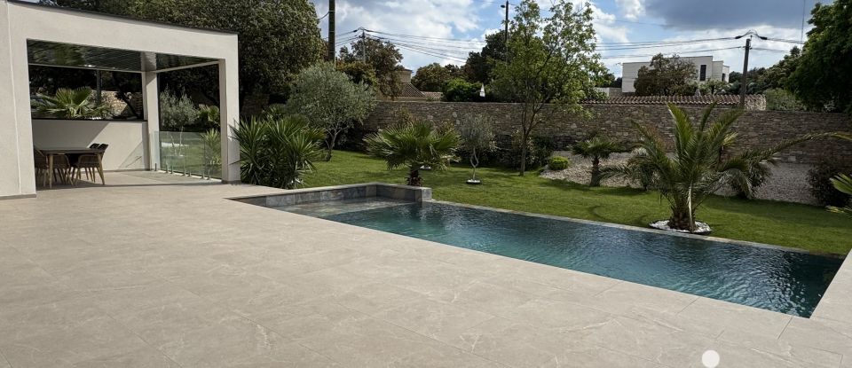 Maison d’architecte 7 pièces de 204 m² à Nîmes (30900)