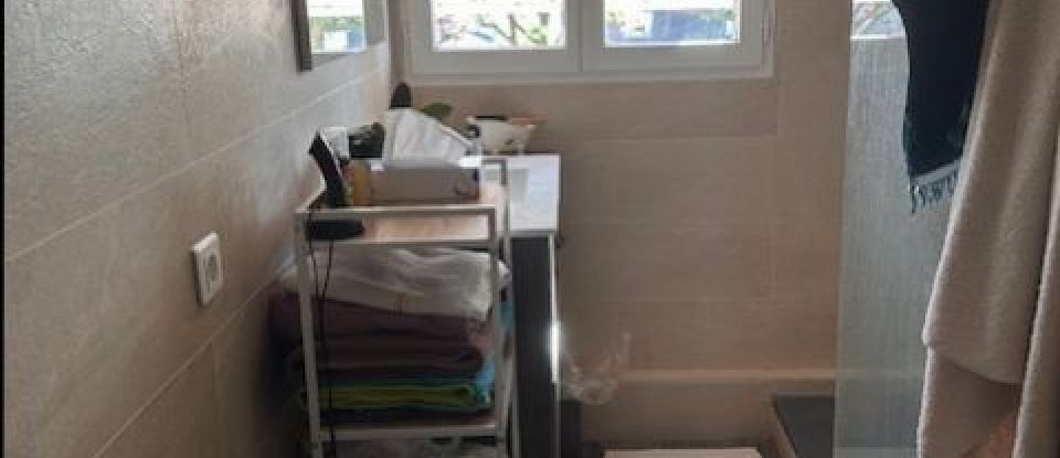 House 6 rooms of 125 m² in Fontenay-sous-Bois (94120)