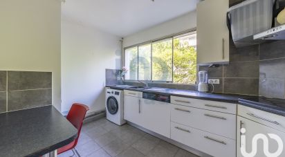 Apartment 3 rooms of 69 m² in Chevilly-Larue (94550)