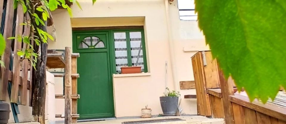 Lodge 14 rooms of 238 m² in Puivert (11230)