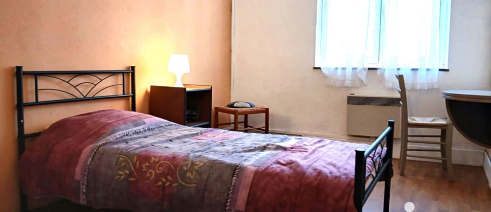 Lodge 14 rooms of 238 m² in Puivert (11230)