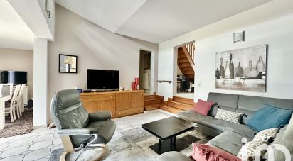 Maison 6 pièces de 150 m² à Sucy-en-Brie (94370)