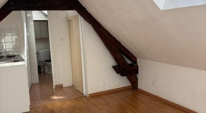 Appartement 1 pièce de 10 m² à Corbeil-Essonnes (91100)