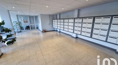 Apartment 3 rooms of 74 m² in Saint-Étienne (42100)