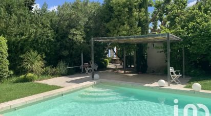 Mas 8 pièces de 243 m² à Châteaurenard (13160)