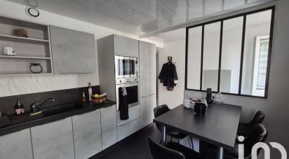 Longere 5 rooms of 107 m² in Saint-Joachim (44720)