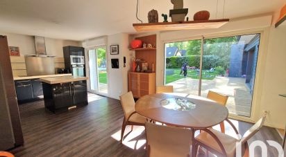 House 6 rooms of 222 m² in Forges-les-Eaux (76440)