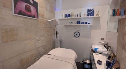 Local d'activités de 54 m² à Bordeaux (33000)