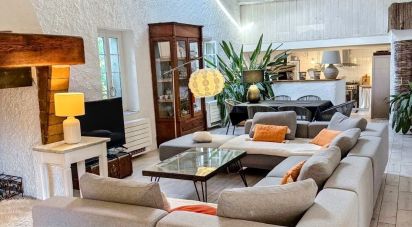 Mansion 12 rooms of 252 m² in Narbonne (11100)