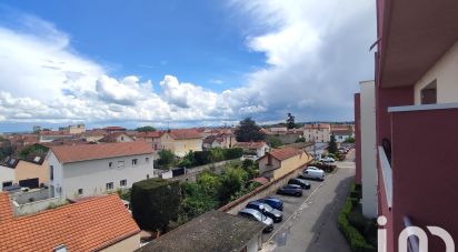 Apartment 3 rooms of 52 m² in Roanne (42300)