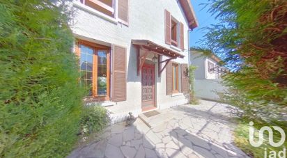 Pavillon 6 pièces de 170 m² à Villeneuve-le-Roi (94290)