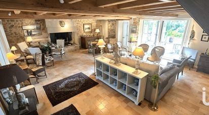 Village house 6 rooms of 300 m² in Batz-sur-Mer (44740)