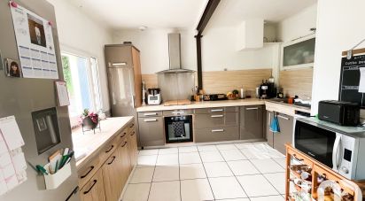 Country home 6 rooms of 123 m² in Sainte-Marie-au-Bosc (76280)
