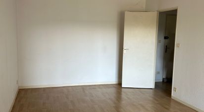 Appartement 3 pièces de 65 m² à Bordeaux (33000)